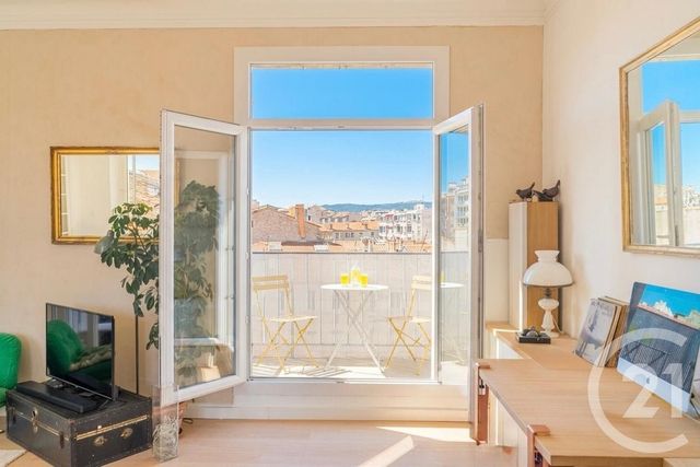 Appartement F3 à vendre - 3 pièces - 95.0 m2 - MARSEILLE - 13005 - PROVENCE-ALPES-COTE-D-AZUR - Century 21 La Plaine