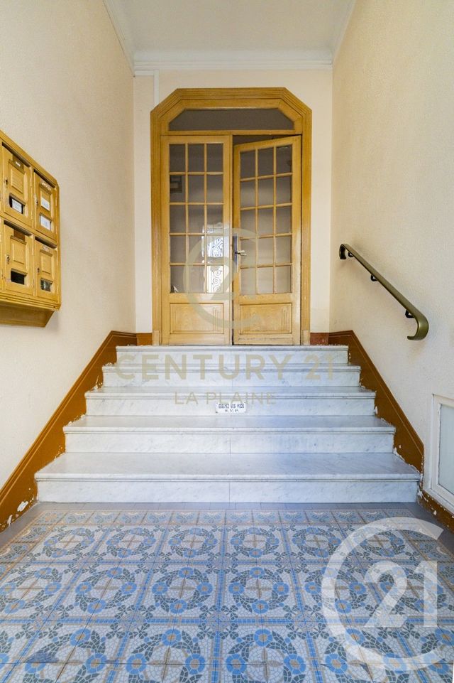 Appartement F3 à vendre - 3 pièces - 95.0 m2 - MARSEILLE - 13005 - PROVENCE-ALPES-COTE-D-AZUR - Century 21 La Plaine