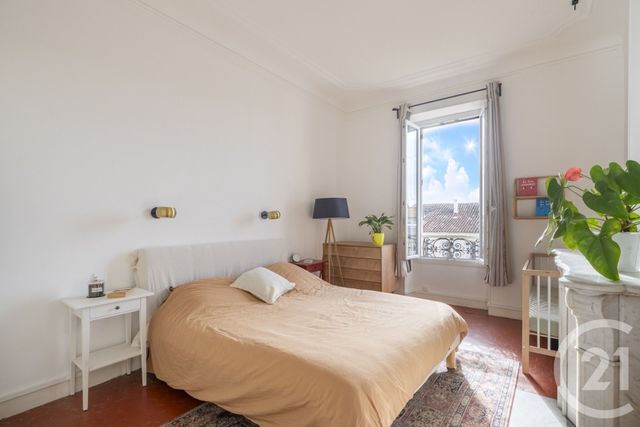 Appartement F6 à vendre - 6 pièces - 145.0 m2 - MARSEILLE - 13005 - PROVENCE-ALPES-COTE-D-AZUR - Century 21 La Plaine