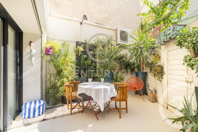 Appartement T3 à vendre - 3 pièces - 65.0 m2 - MARSEILLE - 13005 - PROVENCE-ALPES-COTE-D-AZUR - Century 21 La Plaine