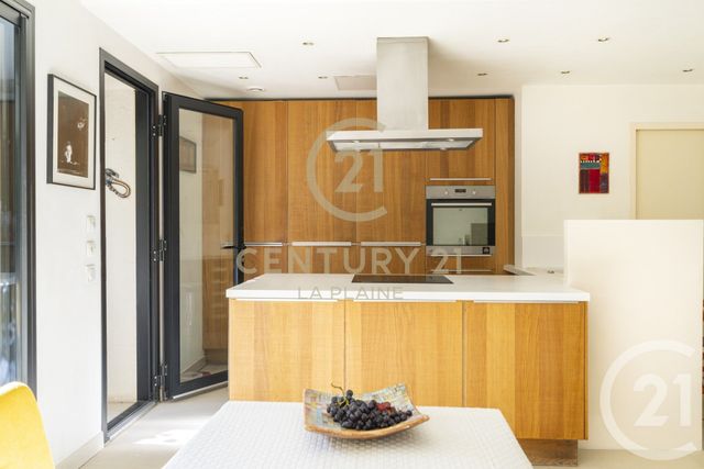 Appartement T3 à vendre - 3 pièces - 65.0 m2 - MARSEILLE - 13005 - PROVENCE-ALPES-COTE-D-AZUR - Century 21 La Plaine