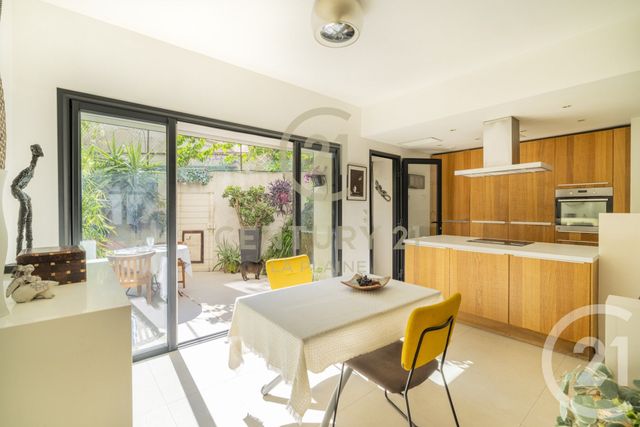 Appartement T3 à vendre - 3 pièces - 65.0 m2 - MARSEILLE - 13005 - PROVENCE-ALPES-COTE-D-AZUR - Century 21 La Plaine