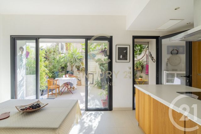 Appartement T3 à vendre - 3 pièces - 65.0 m2 - MARSEILLE - 13005 - PROVENCE-ALPES-COTE-D-AZUR - Century 21 La Plaine