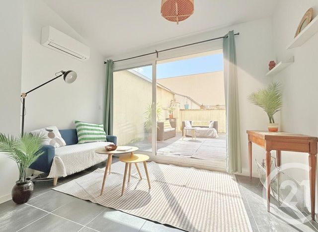 Appartement F2 bis à vendre - 2 pièces - 47.3 m2 - MARSEILLE - 13006 - PROVENCE-ALPES-COTE-D-AZUR - Century 21 La Plaine