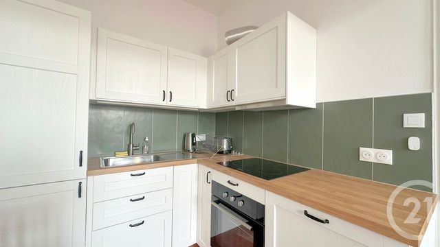 Appartement T3 à louer - 3 pièces - 58.0 m2 - MARSEILLE - 13005 - PROVENCE-ALPES-COTE-D-AZUR - Century 21 La Plaine