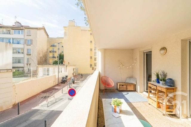 Appartement F3 à vendre - 3 pièces - 68.0 m2 - MARSEILLE - 13004 - PROVENCE-ALPES-COTE-D-AZUR - Century 21 La Plaine