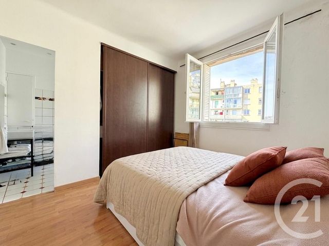 Appartement F2 à vendre - 2 pièces - 41.72 m2 - MARSEILLE - 13005 - PROVENCE-ALPES-COTE-D-AZUR - Century 21 La Plaine