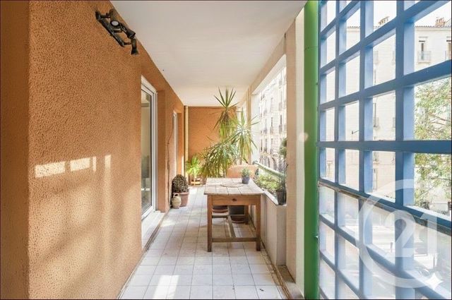 Appartement F4 à vendre - 4 pièces - 120.0 m2 - MARSEILLE - 13005 - PROVENCE-ALPES-COTE-D-AZUR - Century 21 La Plaine