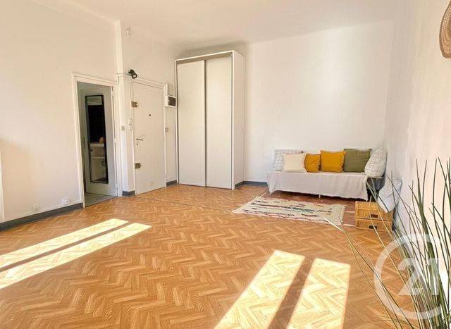 Appartement Studio à vendre - 1 pièce - 33.0 m2 - MARSEILLE - 13005 - PROVENCE-ALPES-COTE-D-AZUR - Century 21 La Plaine