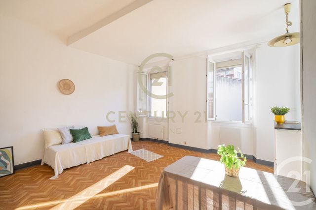 Appartement Studio à vendre - 1 pièce - 33.0 m2 - MARSEILLE - 13005 - PROVENCE-ALPES-COTE-D-AZUR - Century 21 La Plaine