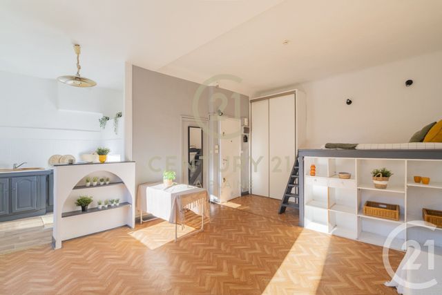 Appartement Studio à vendre - 1 pièce - 33.0 m2 - MARSEILLE - 13005 - PROVENCE-ALPES-COTE-D-AZUR - Century 21 La Plaine