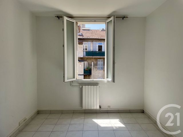 Appartement F3 à louer - 3 pièces - 48.61 m2 - MARSEILLE - 13001 - PROVENCE-ALPES-COTE-D-AZUR - Century 21 La Plaine