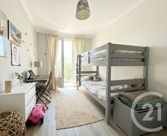 Appartement F4 à vendre - 4 pièces - 66.0 m2 - MARSEILLE - 13005 - PROVENCE-ALPES-COTE-D-AZUR - Century 21 La Plaine