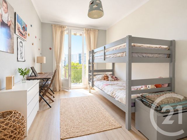 Appartement F4 à vendre - 4 pièces - 66.0 m2 - MARSEILLE - 13005 - PROVENCE-ALPES-COTE-D-AZUR - Century 21 La Plaine