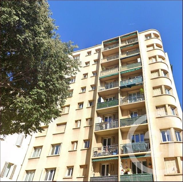 Appartement F4 à vendre - 4 pièces - 66.0 m2 - MARSEILLE - 13005 - PROVENCE-ALPES-COTE-D-AZUR - Century 21 La Plaine