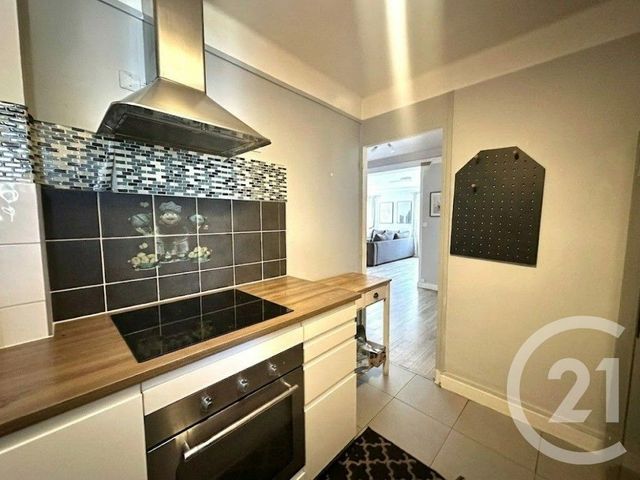 Appartement F4 à vendre - 4 pièces - 66.0 m2 - MARSEILLE - 13005 - PROVENCE-ALPES-COTE-D-AZUR - Century 21 La Plaine