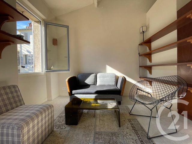 Appartement F1 à louer - 2 pièces - 25.0 m2 - MARSEILLE - 13006 - PROVENCE-ALPES-COTE-D-AZUR - Century 21 La Plaine