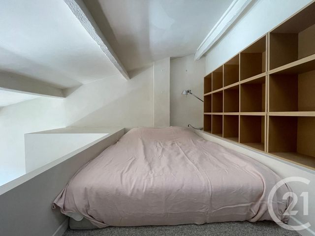 Appartement F1 à louer - 2 pièces - 25.0 m2 - MARSEILLE - 13006 - PROVENCE-ALPES-COTE-D-AZUR - Century 21 La Plaine