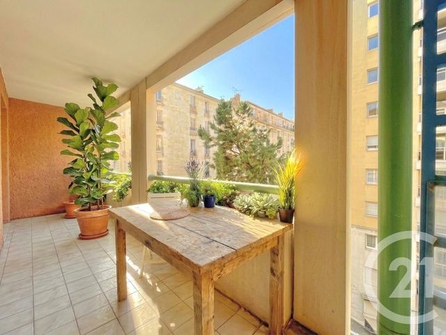 Appartement F4 à vendre - 4 pièces - 120.0 m2 - MARSEILLE - 13005 - PROVENCE-ALPES-COTE-D-AZUR - Century 21 La Plaine