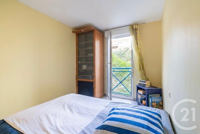 Appartement F4 à vendre - 4 pièces - 120.0 m2 - MARSEILLE - 13005 - PROVENCE-ALPES-COTE-D-AZUR - Century 21 La Plaine