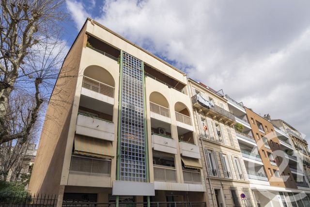 Appartement F4 à vendre - 4 pièces - 120.0 m2 - MARSEILLE - 13005 - PROVENCE-ALPES-COTE-D-AZUR - Century 21 La Plaine