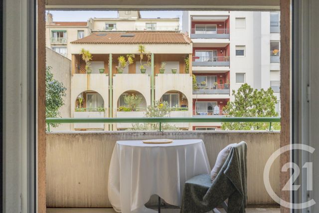 Appartement F4 à vendre - 4 pièces - 120.0 m2 - MARSEILLE - 13005 - PROVENCE-ALPES-COTE-D-AZUR - Century 21 La Plaine