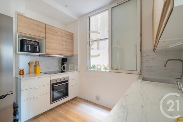 Appartement F3 à vendre - 3 pièces - 57.82 m2 - MARSEILLE - 13005 - PROVENCE-ALPES-COTE-D-AZUR - Century 21 La Plaine