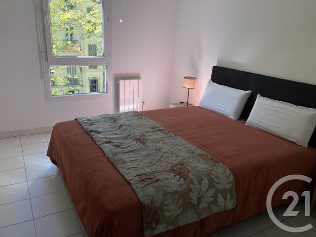 Appartement F2 à louer - 2 pièces - 52.25 m2 - MARSEILLE - 13005 - PROVENCE-ALPES-COTE-D-AZUR - Century 21 La Plaine