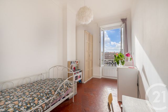 Appartement F6 à vendre - 6 pièces - 145.0 m2 - MARSEILLE - 13005 - PROVENCE-ALPES-COTE-D-AZUR - Century 21 La Plaine