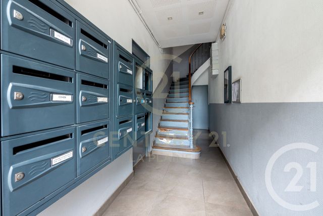 Appartement Studio à vendre - 1 pièce - 18.5 m2 - MARSEILLE - 13005 - PROVENCE-ALPES-COTE-D-AZUR - Century 21 La Plaine