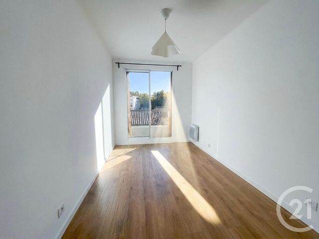 Appartement F3 à louer - 3 pièces - 48.51 m2 - MARSEILLE - 13005 - PROVENCE-ALPES-COTE-D-AZUR - Century 21 La Plaine