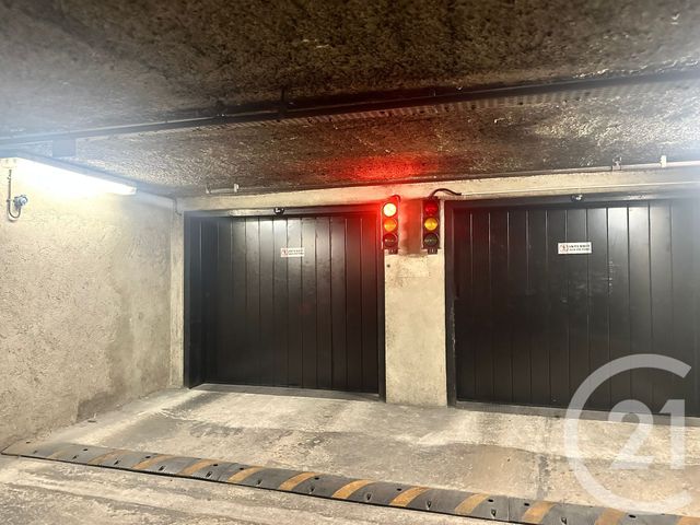 parking à vendre - 9.5 m2 - MARSEILLE - 13006 - PROVENCE-ALPES-COTE-D-AZUR - Century 21 La Plaine