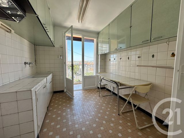 Appartement F3 à vendre - 3 pièces - 55.0 m2 - MARSEILLE - 13005 - PROVENCE-ALPES-COTE-D-AZUR - Century 21 La Plaine