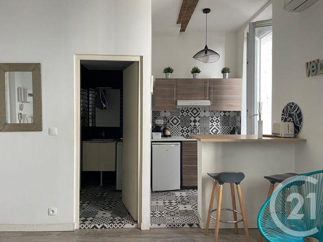 Appartement F1 à louer - 1 pièce - 22.0 m2 - MARSEILLE - 13001 - PROVENCE-ALPES-COTE-D-AZUR - Century 21 La Plaine