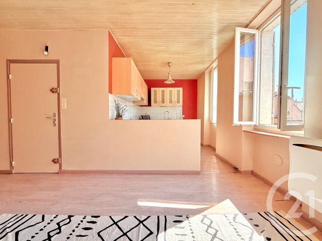 Appartement F2 à vendre - 2 pièces - 45.0 m2 - MARSEILLE - 13006 - PROVENCE-ALPES-COTE-D-AZUR - Century 21 La Plaine