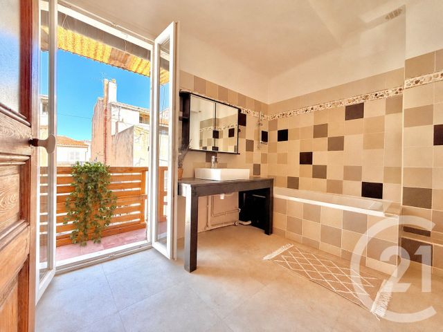 Appartement F2 à vendre - 2 pièces - 45.0 m2 - MARSEILLE - 13006 - PROVENCE-ALPES-COTE-D-AZUR - Century 21 La Plaine