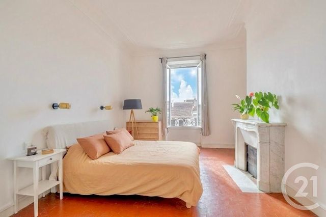 Appartement F5 à vendre - 5 pièces - 145.0 m2 - MARSEILLE - 13005 - PROVENCE-ALPES-COTE-D-AZUR - Century 21 La Plaine