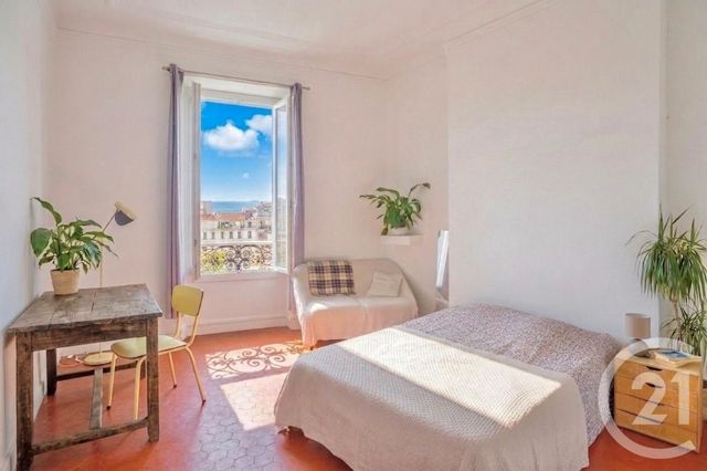 Appartement F5 à vendre - 5 pièces - 145.0 m2 - MARSEILLE - 13005 - PROVENCE-ALPES-COTE-D-AZUR - Century 21 La Plaine