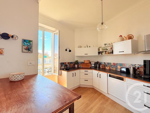 Appartement F5 à vendre - 5 pièces - 145.0 m2 - MARSEILLE - 13005 - PROVENCE-ALPES-COTE-D-AZUR - Century 21 La Plaine