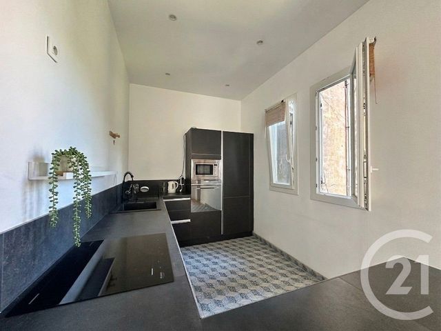 Appartement à vendre - 2 pièces - 57.0 m2 - MARSEILLE - 13005 - PROVENCE-ALPES-COTE-D-AZUR - Century 21 La Plaine