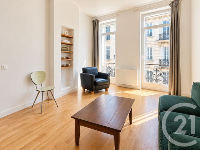Appartement F2 à vendre - 2 pièces - 57.0 m2 - MARSEILLE - 13005 - PROVENCE-ALPES-COTE-D-AZUR - Century 21 La Plaine
