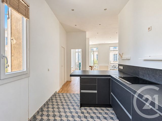 Appartement F2 à vendre - 2 pièces - 57.0 m2 - MARSEILLE - 13005 - PROVENCE-ALPES-COTE-D-AZUR - Century 21 La Plaine
