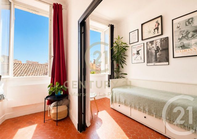 Appartement F4 à vendre - 4 pièces - 71.05 m2 - MARSEILLE - 13005 - PROVENCE-ALPES-COTE-D-AZUR - Century 21 La Plaine