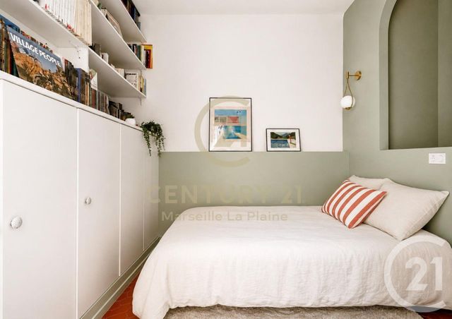 Appartement F4 à vendre - 4 pièces - 71.05 m2 - MARSEILLE - 13005 - PROVENCE-ALPES-COTE-D-AZUR - Century 21 La Plaine