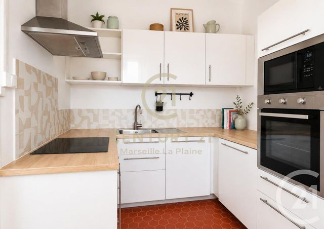 Appartement F4 à vendre - 4 pièces - 71.05 m2 - MARSEILLE - 13005 - PROVENCE-ALPES-COTE-D-AZUR - Century 21 La Plaine