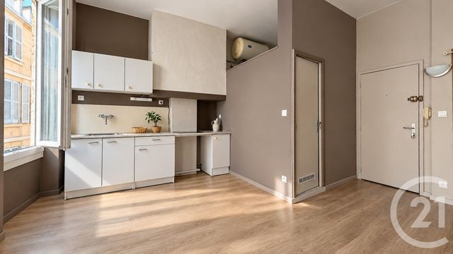 Appartement Studio à vendre - 1 pièce - 35.3 m2 - MARSEILLE - 13005 - PROVENCE-ALPES-COTE-D-AZUR - Century 21 La Plaine