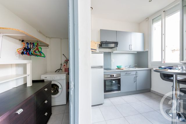 Appartement Studio à louer - 1 pièce - 27.28 m2 - MARSEILLE - 13006 - PROVENCE-ALPES-COTE-D-AZUR - Century 21 La Plaine