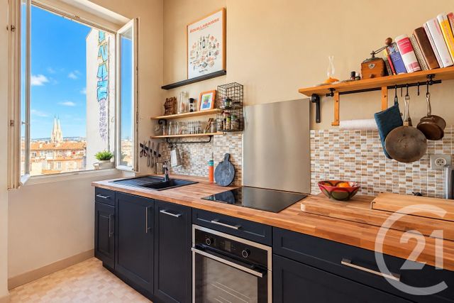 Appartement T2 à vendre - 2 pièces - 45.2 m2 - MARSEILLE - 13001 - PROVENCE-ALPES-COTE-D-AZUR - Century 21 La Plaine