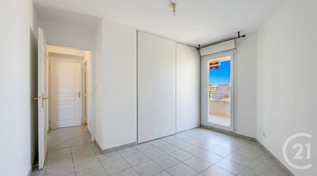 Appartement F3 à louer - 3 pièces - 55.15 m2 - MARSEILLE - 13004 - PROVENCE-ALPES-COTE-D-AZUR - Century 21 La Plaine