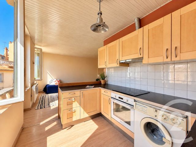 Appartement F2 à vendre - 2 pièces - 45.0 m2 - MARSEILLE - 13006 - PROVENCE-ALPES-COTE-D-AZUR - Century 21 La Plaine